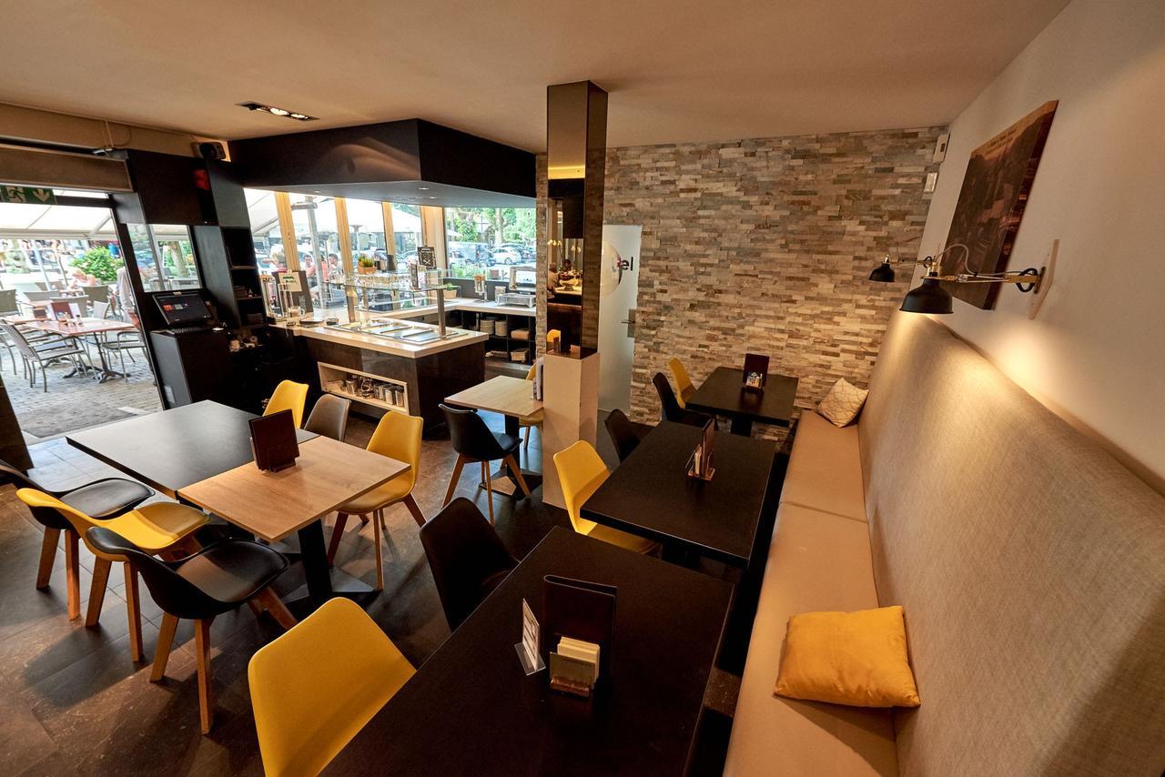 Hotel La Caleche Дюрби Екстериор снимка